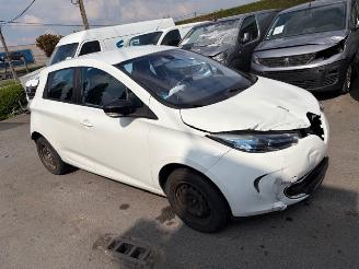 Renault Zoé WITH COCKPIT AND AIRBAGS picture 4