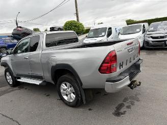 krockskadad bil auto Toyota Hilux 4x4 2018/10