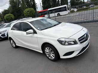 uszkodzony samochody osobowe Mercedes A-klasse  2014/8