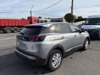 krockskadad bil auto Peugeot 3008 AUTOMAAT 2019/2