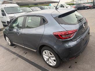 krockskadad bil auto Renault Clio  2020/10