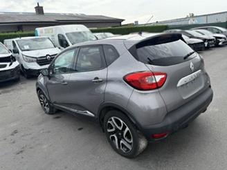 damaged passenger cars Renault Captur  2014/3