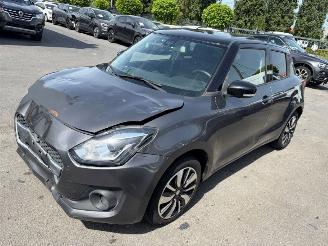 Suzuki Swift HYBRID picture 3