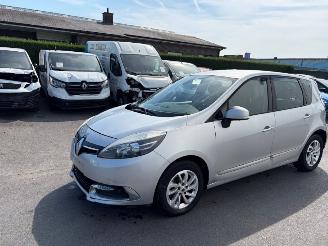 Renault Scenic  2015/4