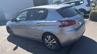 krockskadad bil auto Peugeot 308 MIT COCKPIT UND AIRBAGS 2021/7