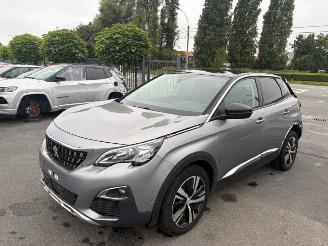 Unfallwagen Peugeot 3008  2018/6