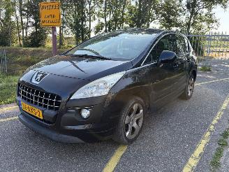 uszkodzony samochody osobowe Peugeot 3008 1.6 VTi Première 2010/1