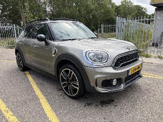 uszkodzony samochody osobowe Mini Countryman COOPER S ALL4 E JCW 2019/3
