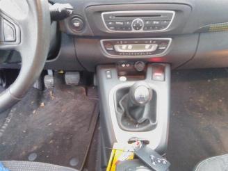 Renault Scenic Scenic III (JZ), MPV, 2009 / 2016 1.4 16V TCe 130 picture 14