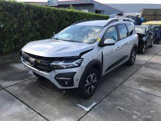 demontáž osobní automobily Dacia Jogger Jogger, MPV, 2022 1.0 TCe 110 12V 2022/2