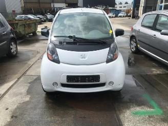 Peugeot iOn iOn, Hatchback 5-drs, 2010 iOn picture 6