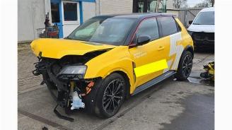 Uttjänta bilar auto Renault 4 5 E-Tech electric, Hatchback 5-drs, 2024 52 kWh 2024/11