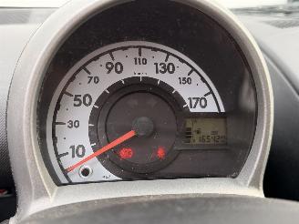 Toyota Aygo 1.0 VVT-i Now Airco NAP! picture 20