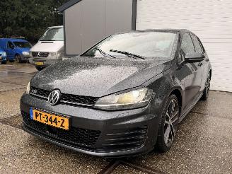 Vaurioauto  passenger cars Volkswagen Golf 7 2.0 TDI GTD DSG Pano Vol opties! 2016/1