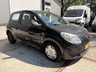 Renault Twingo 1.2 Airco ! Volledig rijdbaar! APK picture 6