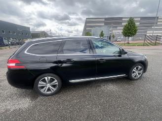 Peugeot 308 1.2 PureTech Blue Lease Executive  PANORAMADAK picture 5