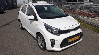 skadebil auto Kia Picanto 1.0DPI Comforline mooie auto !! 2023/1