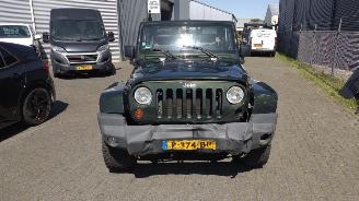 Jeep Wrangler 3.8 V6 Automaat 4x4 Sahara Edition 148dkm Leuke auto! picture 2