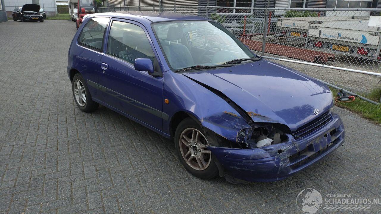 Toyota Starlet 1.3 3 deurs rijdt goed
