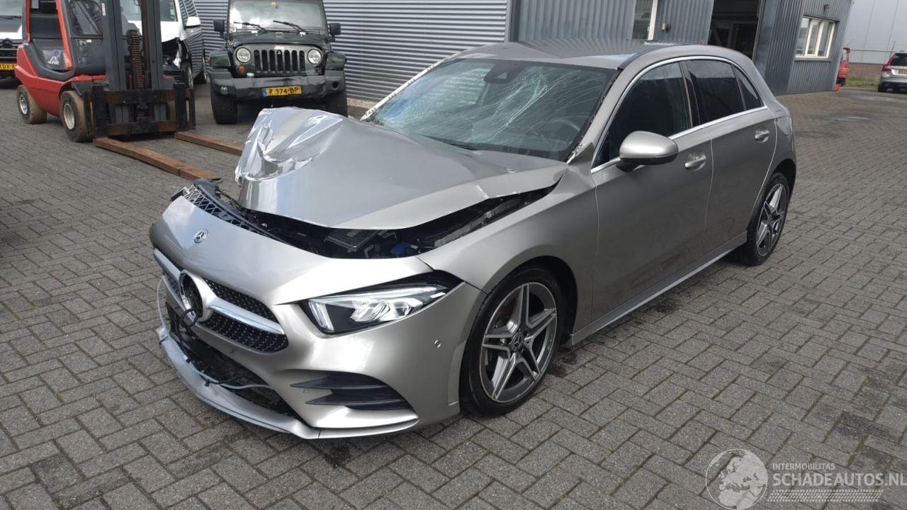 Mercedes A-klasse A200 AMG 2020 100.000 km!