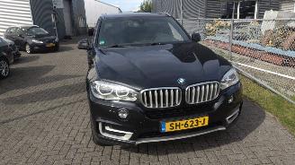 damaged passenger cars BMW X5 XDRIVE30D Heads Up Harman Kardon 2015/1