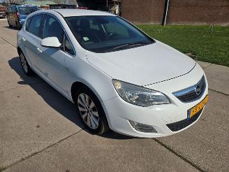 Opel Astra  picture 3