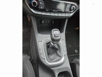 Hyundai I-30 i30 (PDEB5/PDEBB/PDEBD/PDEBE), Hatchback, 2016 1.0 T-GDI 12V picture 11