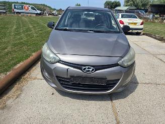 krockskadad bil auto Hyundai I-20  2012/8
