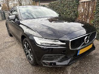 Volvo V-60 2.0 V60 Momentum Advantage AUTOMAAT 174PK picture 3