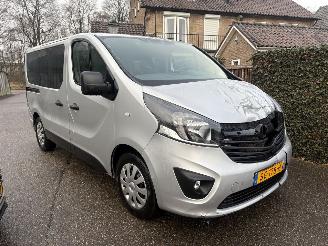 Avarii autoturisme Opel Vivaro 1.6 CDTI BI-TURBO 125 PK 2018 9 PERSOONS 2018/4