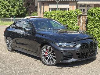 Unfallwagen BMW 4-serie M440i xDrive M-SPORT Edition Plus 374PK AUTOMAAT NIEUW PRIJS€ 121.318,-. 2024/4