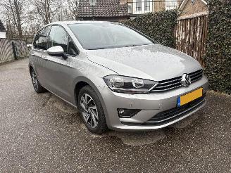 Schadeauto Volkswagen Golf Sportsvan 1.4 TSI HIGHLINE AUTOMAAT 125PK 2017/11