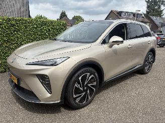 MG MG S6 EV Luxury 4WD 77 kWh 408 PK SPLINTER NIEUW picture 4