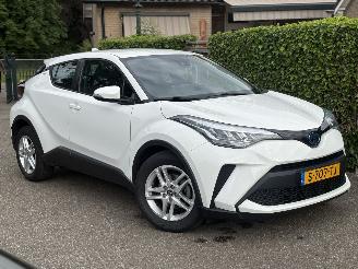 Schadeauto Toyota CH-R 1.8 Hybrid Active AUTOMAAT 148PK 2023/4