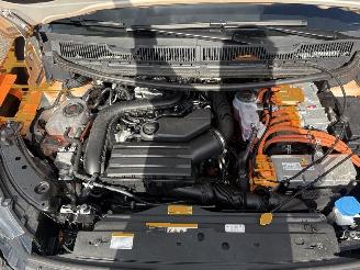 Avarii autoturisme Volkswagen Caddy Combi 1.5 TSI  HYBRIDE AUTOMAAT PLUG-INN 2025/11