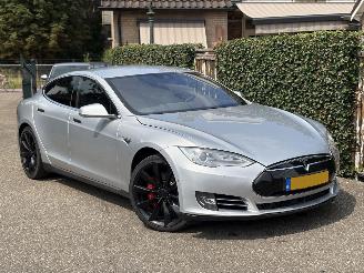 uszkodzony samochody osobowe Tesla Model S P85D 423PK AWD AUTOMAAT 2015/5