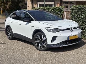 Vaurioauto  passenger cars Volkswagen ID.4 FIRST 77 KWH 204PK AUTOMAAT 2020/12