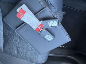 Honda Cr-v 2.0 Hybrid AWD Executive 4x4  78178 KM NAP !! picture 26