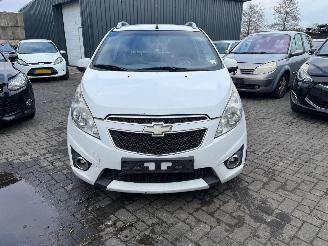 skadebil auto Chevrolet Spark 1.2 16V Hatchback  Benzine 1.206cc 60kW (82pk) FWD 2010-03  B12D1; LMU 2011/12