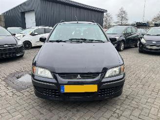 krockskadad bil auto Mitsubishi Space-star 1.8 MPi 16V MPV  Benzine 1.834cc 82kW (111pk) FWD 2002-10/2004-12 (DG5A) 4G93 2004/3