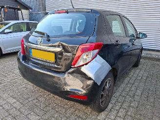 Toyota Yaris  picture 8