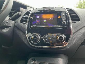 Renault Captur 1.2 TCE 16V EDC SUV  Benzine 1.197cc 88kW (120pk) FWD 2013-06 (2R40; 2RC0) H5F403; H5FD4 picture 22