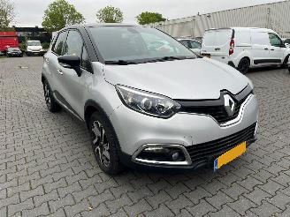 Renault Captur 1.2 TCE 16V EDC SUV  Benzine 1.197cc 88kW (120pk) FWD 2013-06 (2R40; 2RC0) H5F403; H5FD4 picture 2
