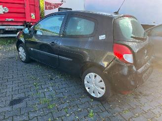 Renault Clio 1.2 16V 65 Hatchback  Benzine 1.149cc 48kW (65pk) picture 8