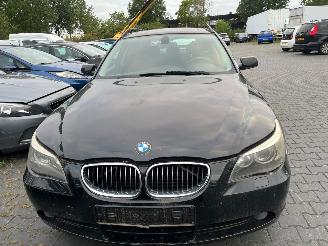 uszkodzony samochody osobowe BMW 5-serie 523i 24V Combi/o  Benzine 2,497cc 130kW (177pk) RWD 2004-10/2007-02 (NL31; PU11) N52B25A 2006/2
