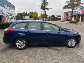 Ford Focus 1.0 EcoBoost WAGON picture 5