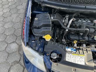 Chrysler Voyager 3.3i V6 SE Luxe picture 24