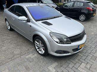 Opel Astra TWIN TOP 1.8 Cosmo picture 5