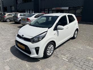 Unfallwagen Kia Picanto 1.0 CVVT EconomyPlusLine 2019/3