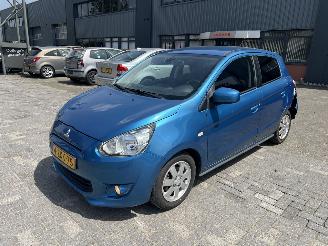Unfallwagen Mitsubishi Space-star 1.0 Bright 2015/2